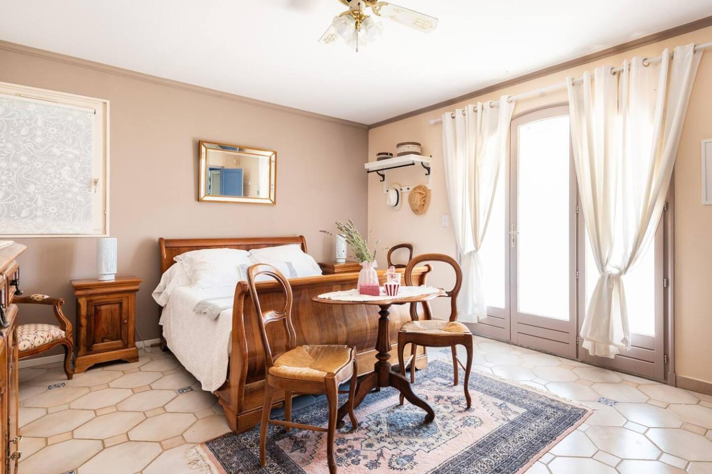 Chambre Et Table D'Hotes Villa Pomponette Нан-ле-Пен Екстериор снимка