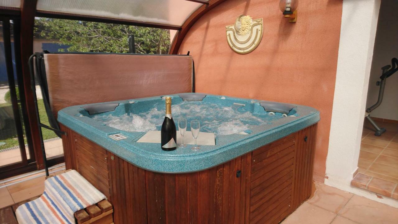 Chambre Et Table D'Hotes Villa Pomponette Нан-ле-Пен Екстериор снимка