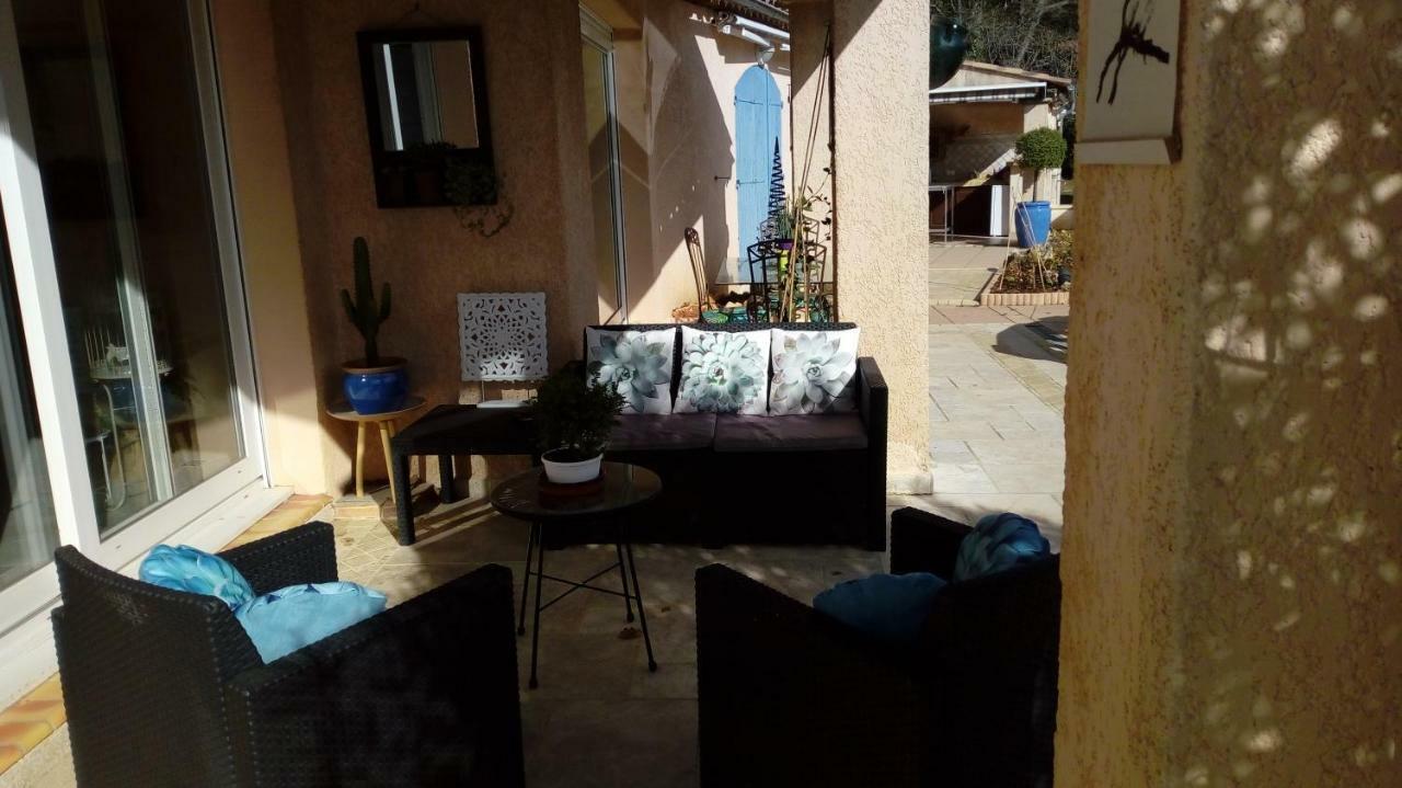 Chambre Et Table D'Hotes Villa Pomponette Нан-ле-Пен Екстериор снимка